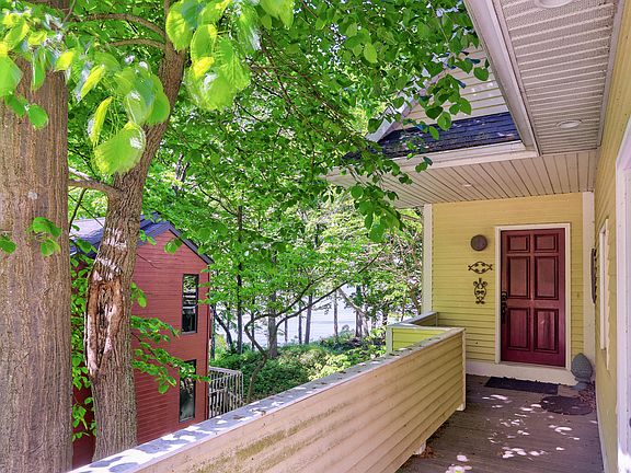 4th image of 6965 Helena St