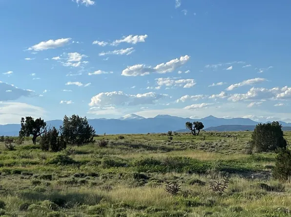 Cedarwood Ct, Pueblo, CO 81007