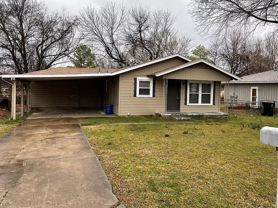 1st image of 214 W Pittsburg Pl