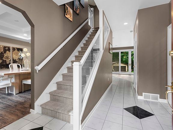 4th image of 4544 Crooked Creek Ln