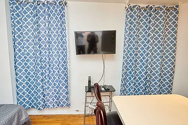 Rented by Genik Group Corp