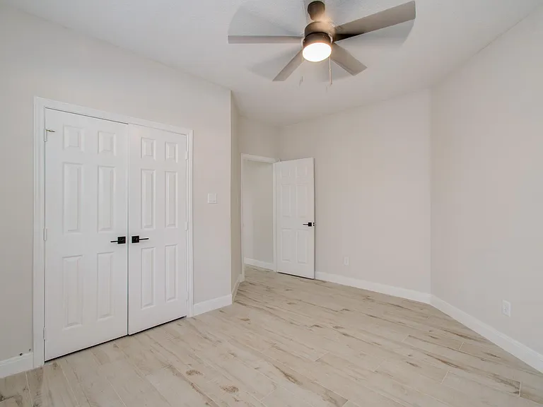 1711 Stone Meadows Ln — Photo 29