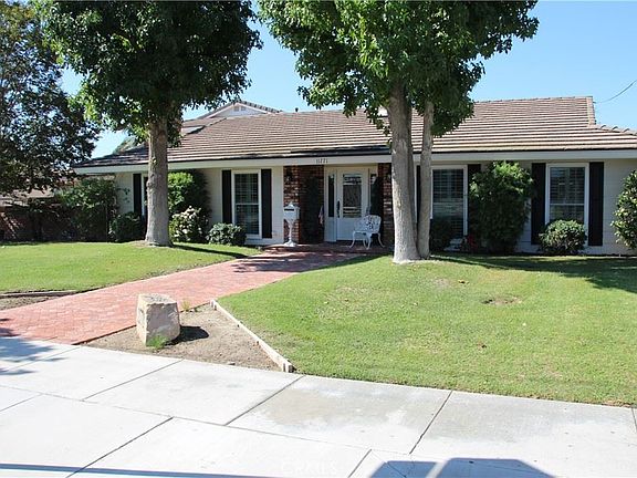 5th image of 11771 Loara St