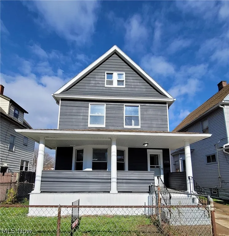2108 Denison Ave photo 1