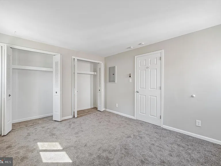 644 Maryland Ave #2 — Photo 12