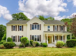 29 Hilltop Farm Rd, Auburn, MA 01501