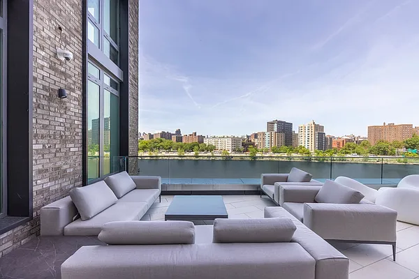 Rented by Brookfield (Funnel) | media 34