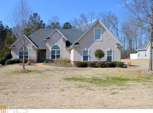 417 Glouchester Dr, Locust Grove, GA 30248