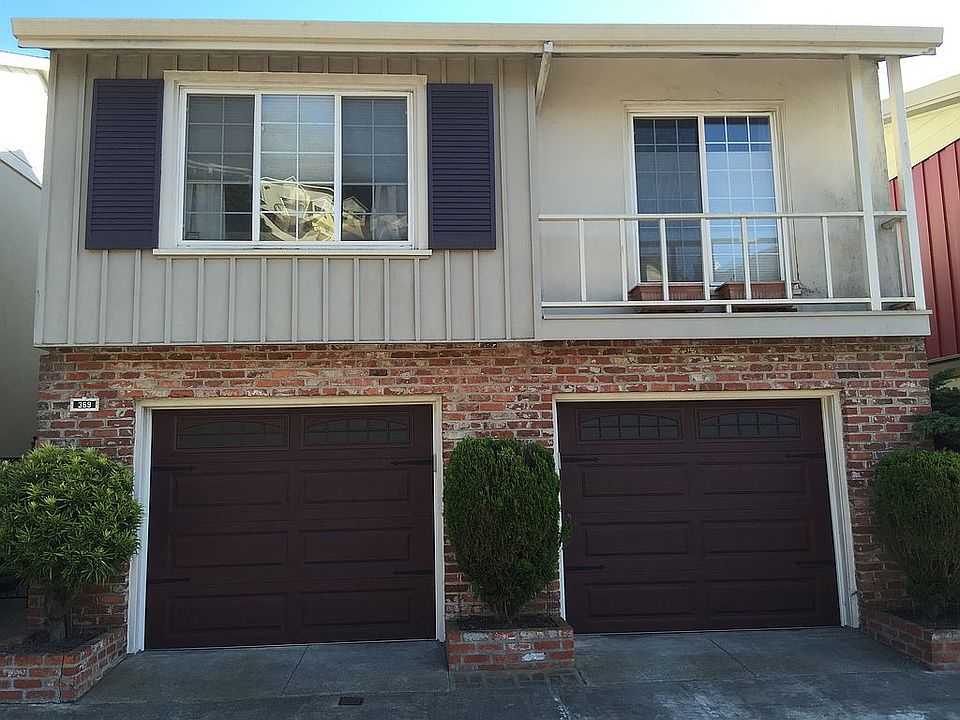 1st image of 369 Oak Park Dr
