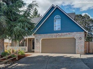 857 NW 1st Pl, Hillsboro, OR