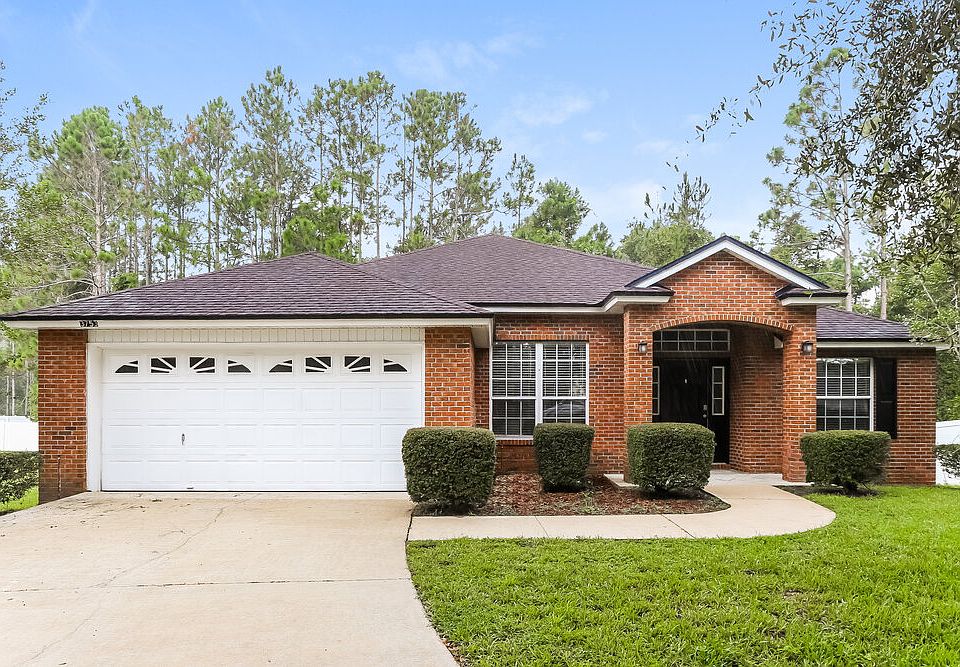 1st image of 3753 Briar Ln