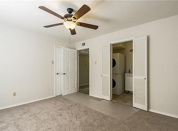4th image of 535 W Lookout Dr APT 232