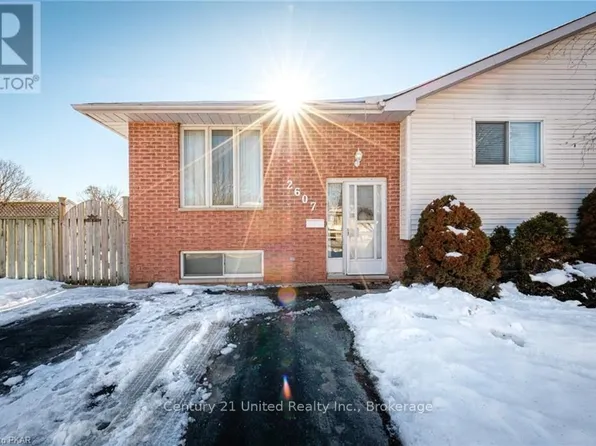 2607 Foxmeadow Rd Unit B, Peterborough, ON K9L 1X3