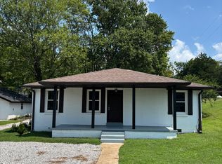 1802 Old Highway 31e Ct, Westmoreland, TN 37186