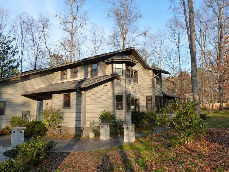 15 Harvey Pl — Photo 7