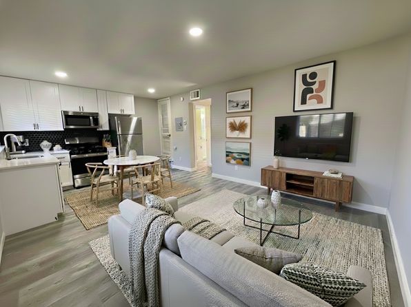 610 1/2 W 30th St #134