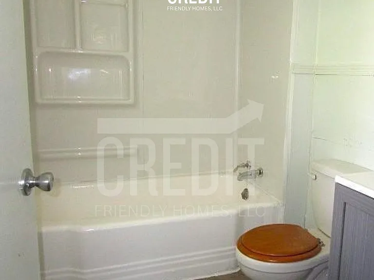3001 W Seibold St — Photo 10