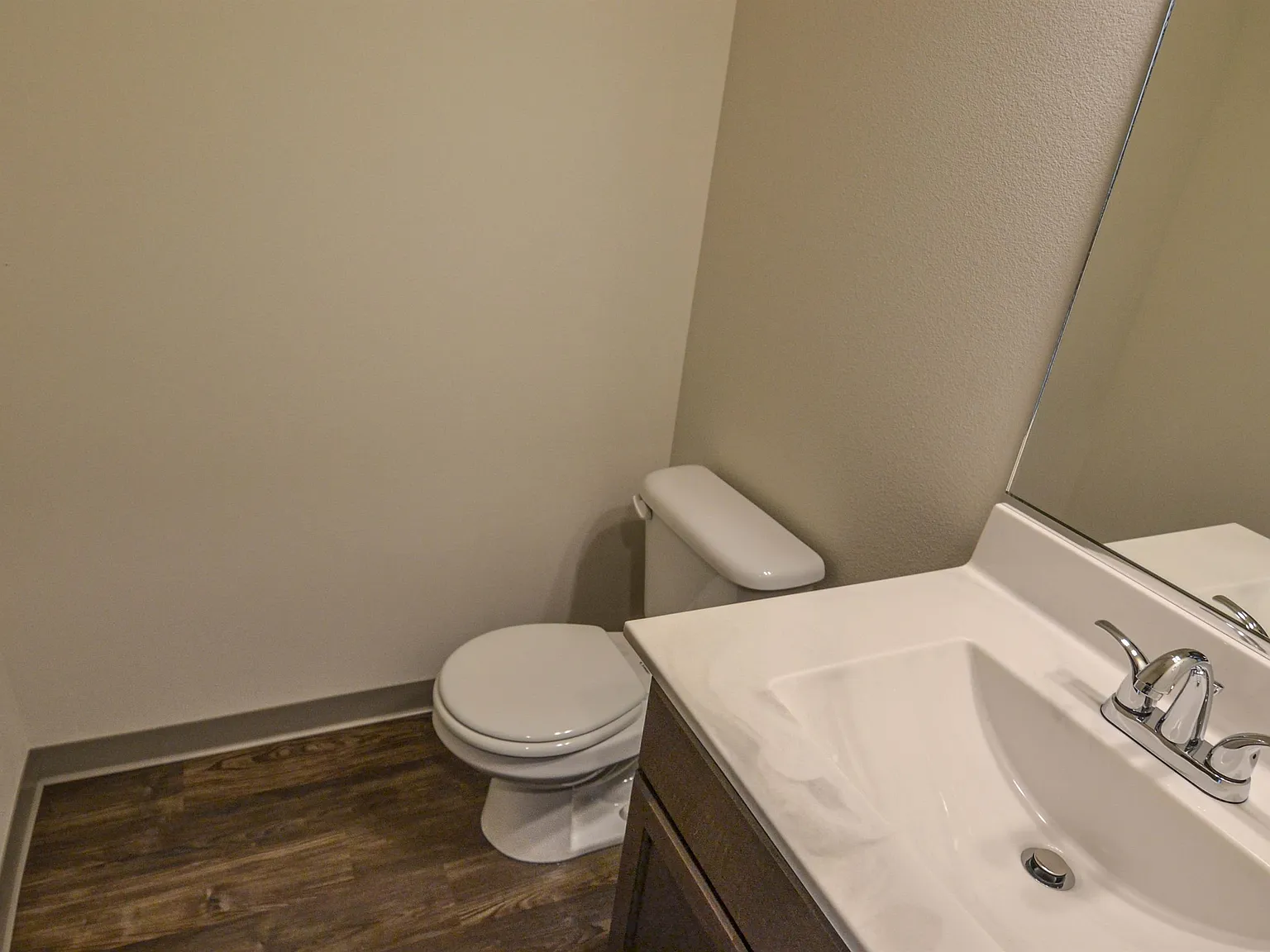 1244 S G Ave - 3 — Photo 3