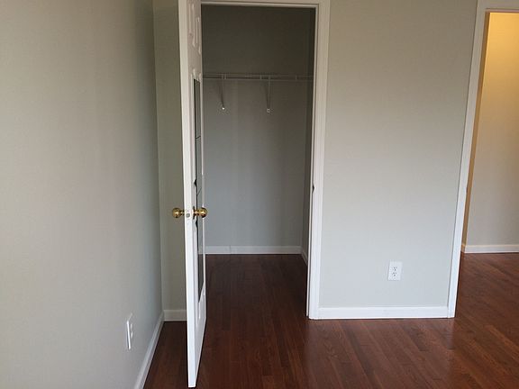 3rd image of 2723 Tilden Ave #3