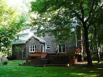 2nd image of 6003 Oakridge Ct