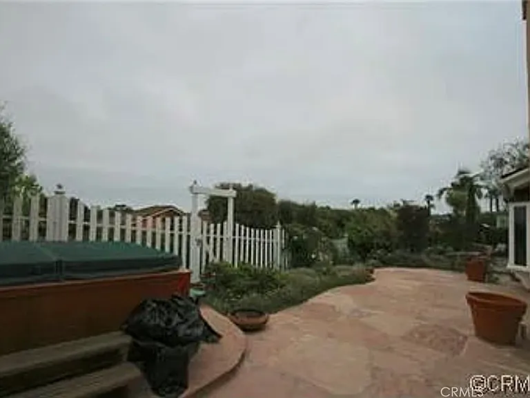 23942 Dory Dr — Photo 3