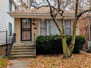 7935 S East End Ave, Chicago, IL 60617