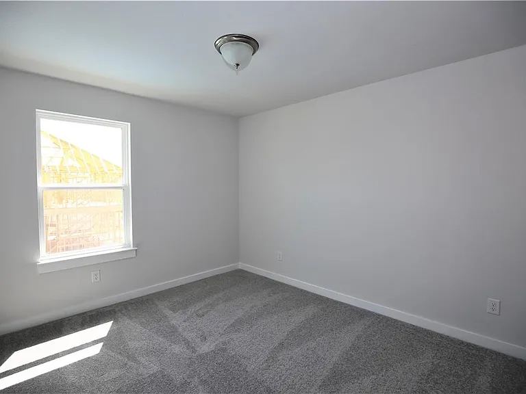 635 Pheasant Hill Ln — Photo 22