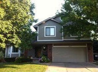 1023 Hickory Hill Rd, Papillion, NE 68046