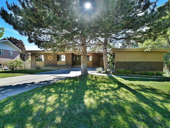 5th image of 1116 S Mercedes Way