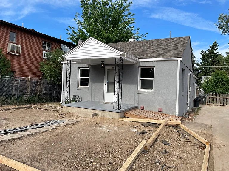 1446 N Verbena St — Photo 32