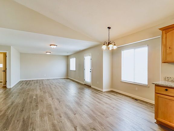 5th image of 10543 N Sugarloaf Dr