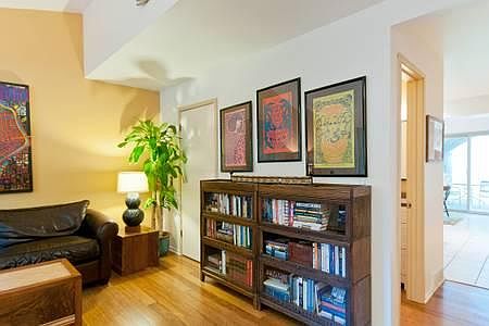 4th image of 812 Miller Ave