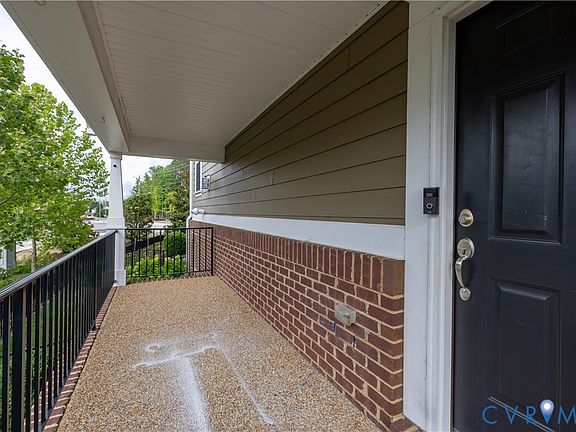 4th image of 4557 Whinny Ln