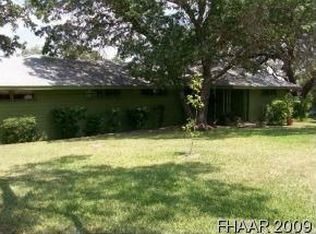 505 S Spring St, Lampasas, TX 76550