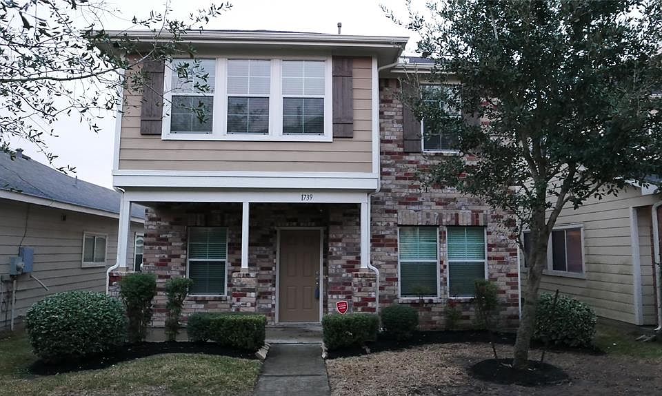 1st image of 1739 Nichole Woods Dr