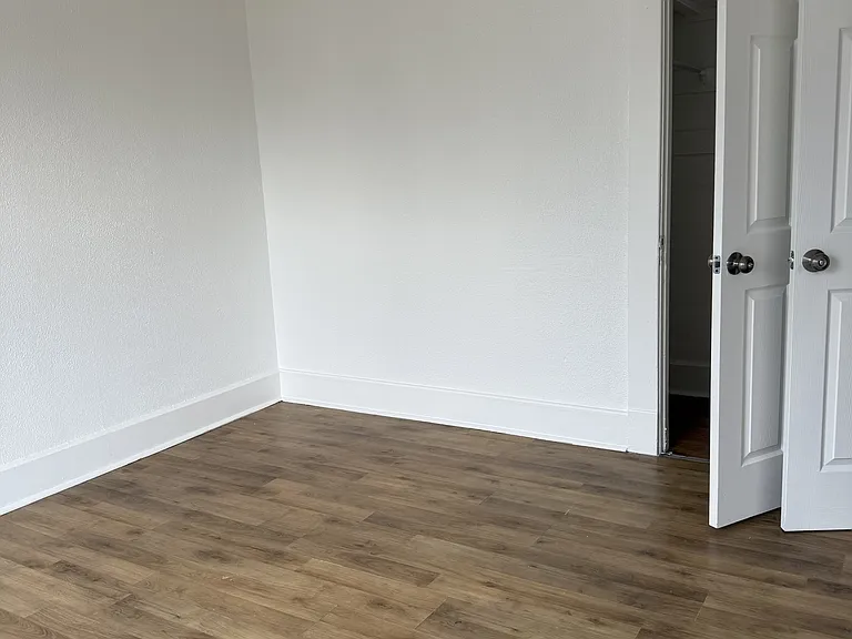 422 W High St #2 — Photo 15
