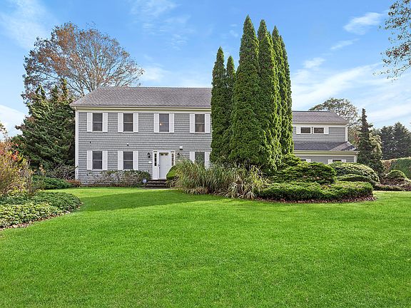 3rd image of 64 Fox Hollow Ln