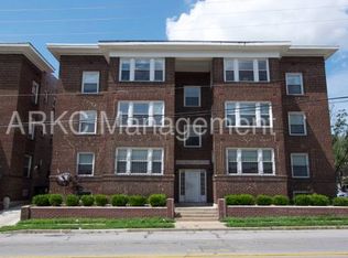 918 E 39th St APT 1E, Kansas City, MO 64109
