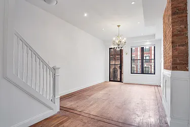 Sold by Curated by Soiti LLC