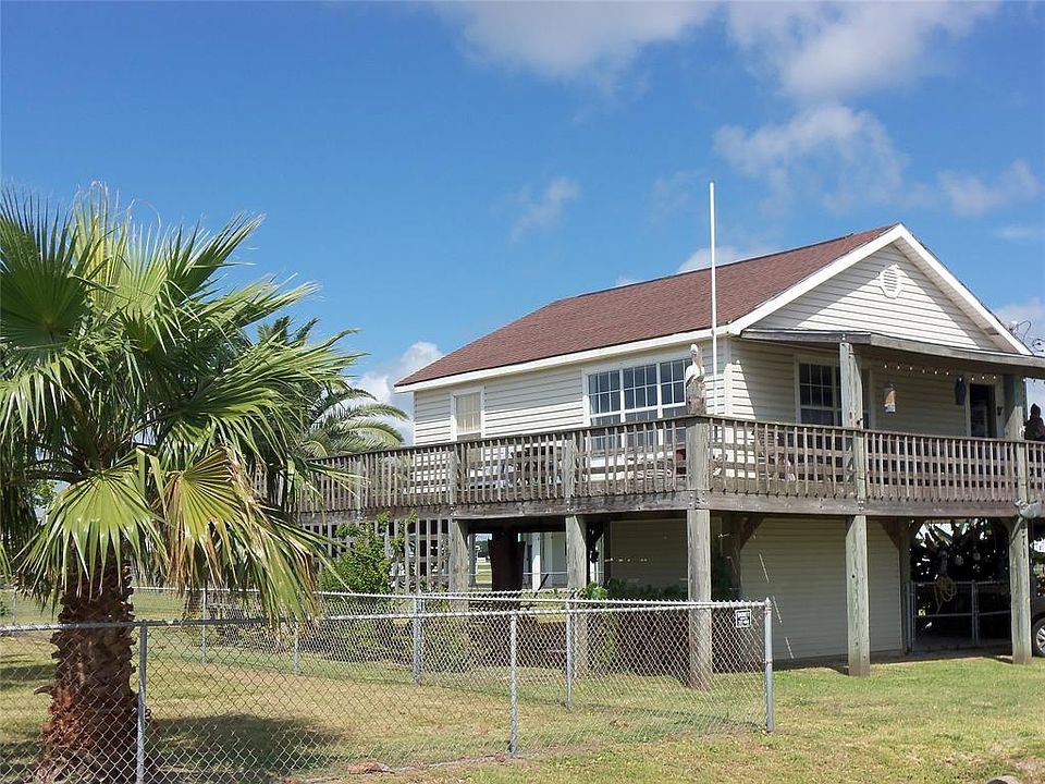 1st image of 971 Gulfview Dr