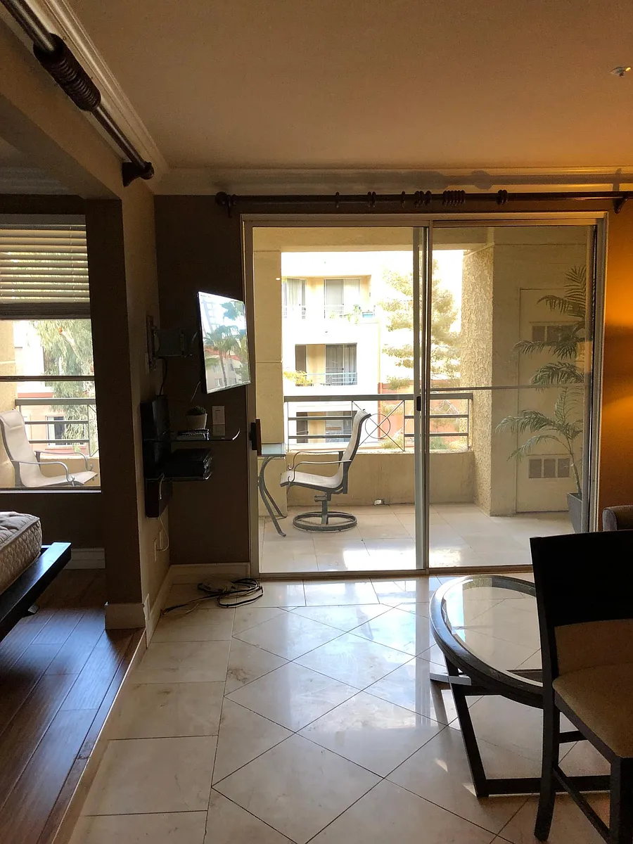 Building Photo - 270 E Flamingo Rd #207