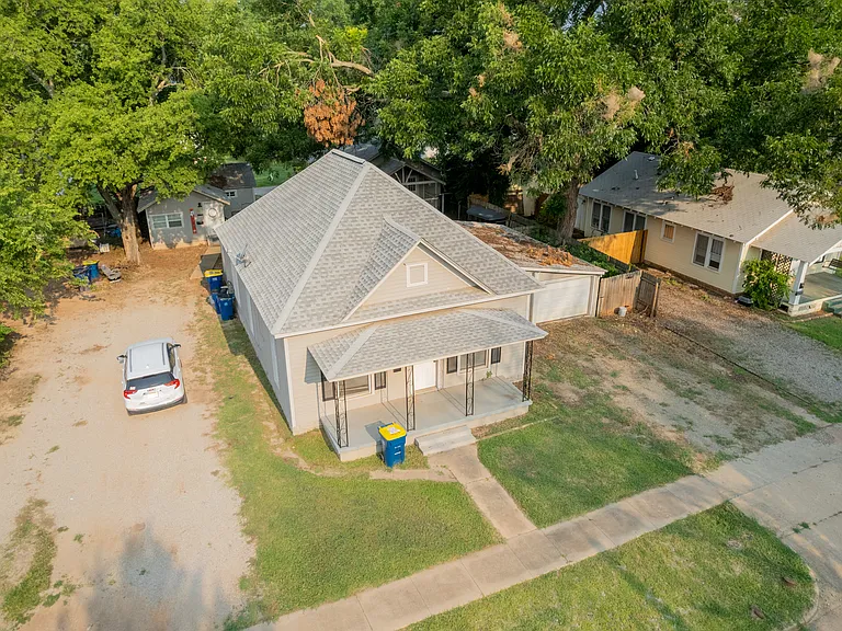 2162 W Lowry St — Photo 28