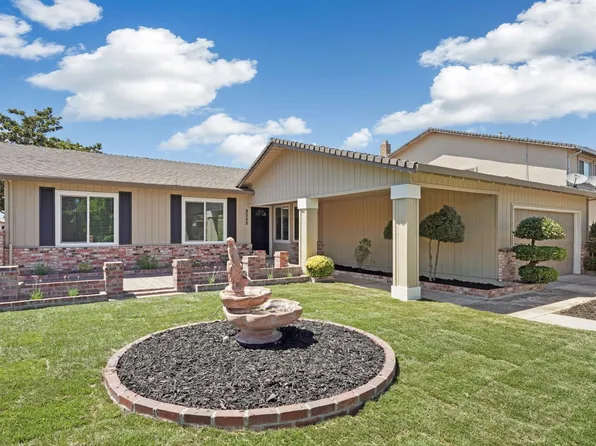 9555 Scarboro Pl, Stockton, CA 95209