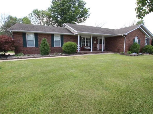 34131 Ryan Ct, Brighton, IL 62012