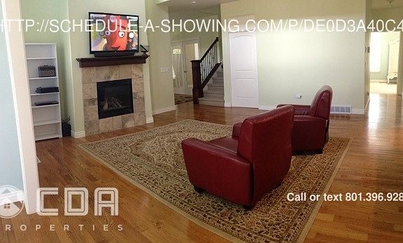4th image of 4294 W Iron Mountain Dr