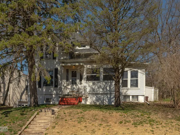 116 Oak St, Oglesby, IL 61348