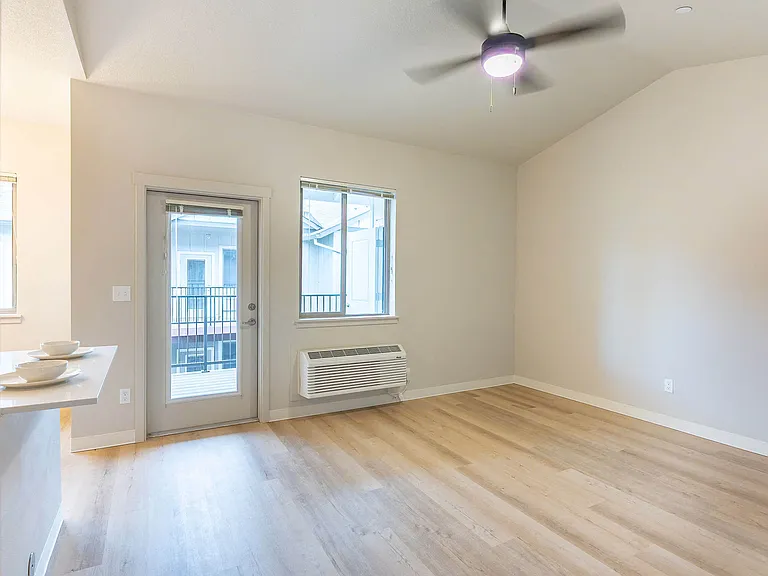 Woodburn Place Apartment Homes — Photo 26