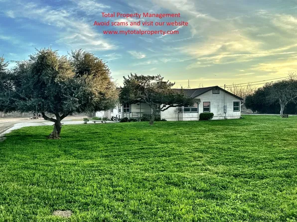 14733 Jackson Ave, Hanford, CA 93230