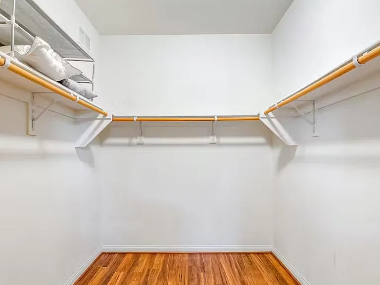 760 Harbor Cliff Way #118 — Photo 7