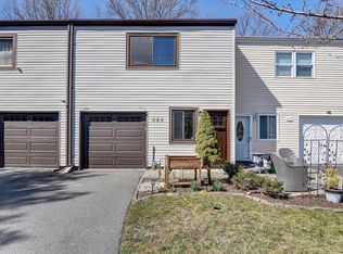 624 Randall Way, Aberdeen, NJ 07747